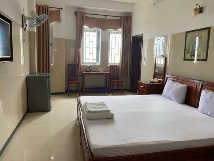 Hotel My Viet Dĩ An Esterno foto